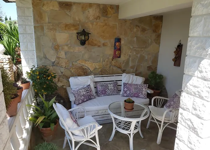 Hospedaje Orena Guest house