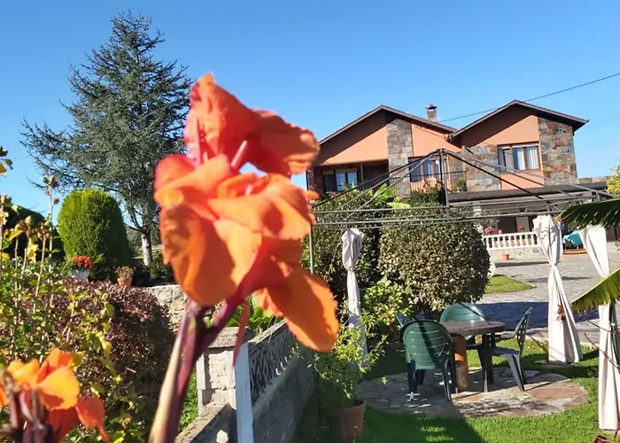 Hospedaje Orena Πανσιόν