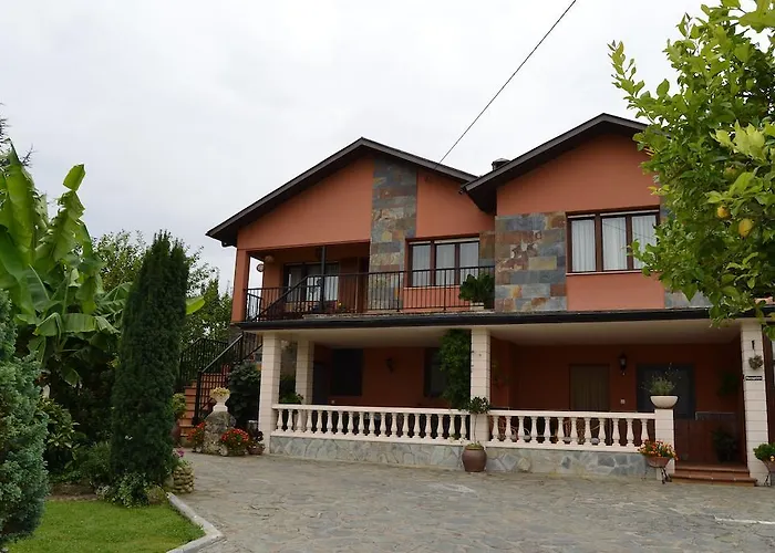 Hospedaje Orena Guest house 3*