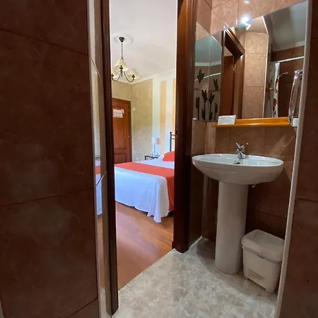 Hospedaje Orena Gasthuis 3*