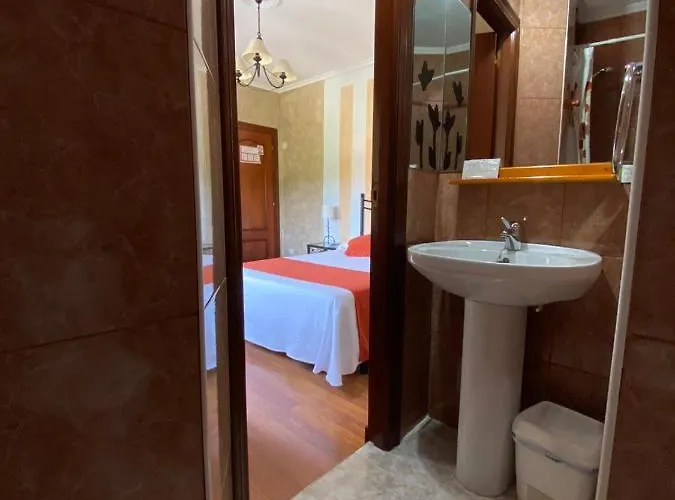 Hospedaje Oreña Pensión 3*